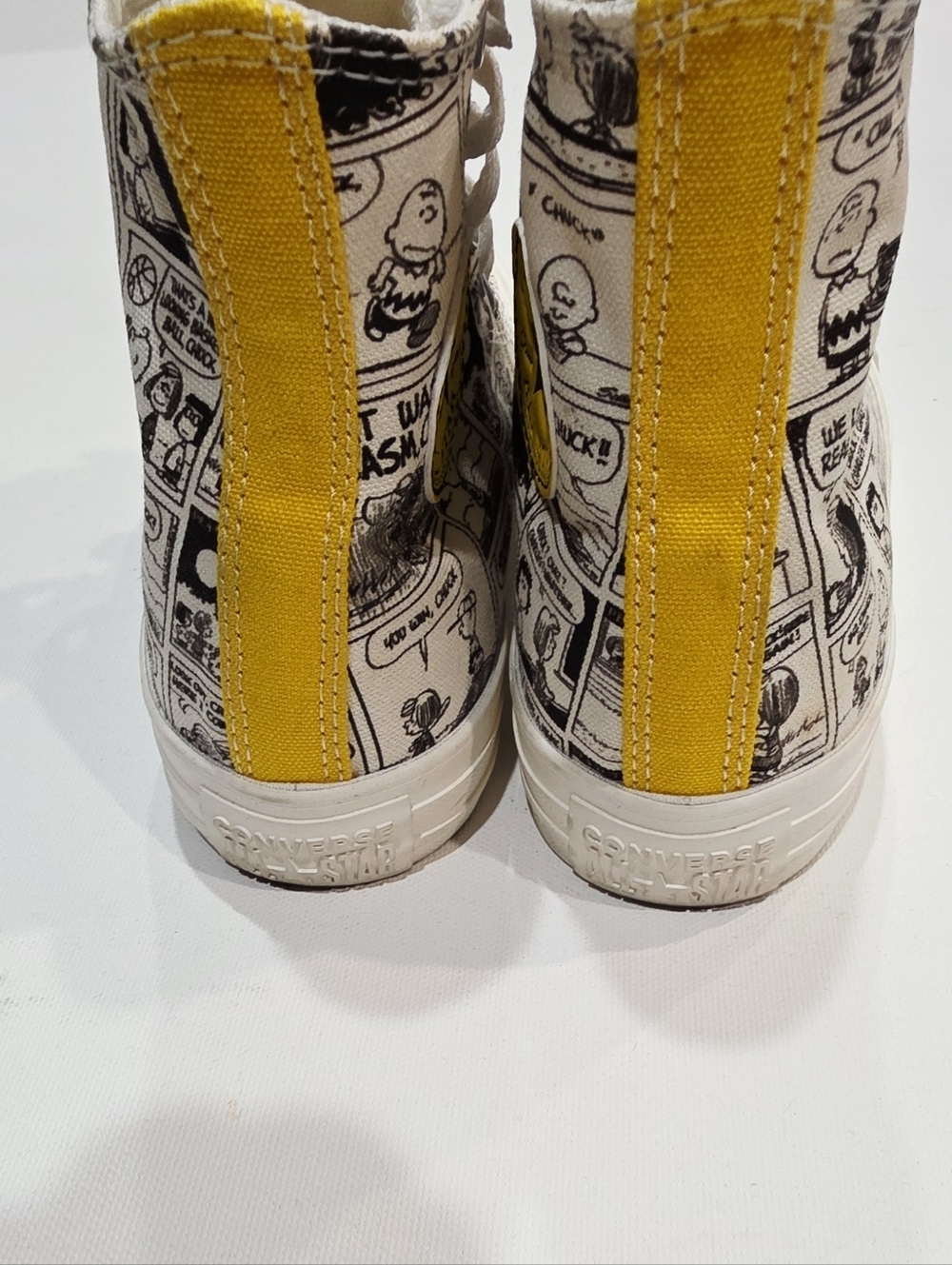 626. Converse x Peanuts Chuck Taylor All Star Comic Strip Hi - Women's 5 - Picture 3 of 8